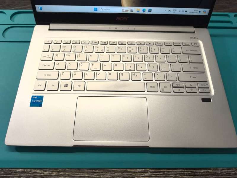 VERY FAST!*ACER SWIFT 3*i3-1115G4*IPS FHD*8GB RAM*256GB SSD*