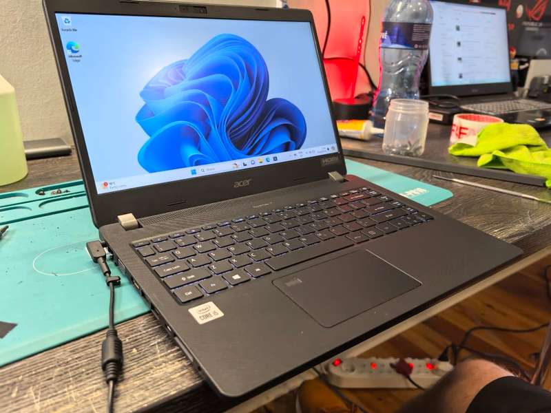 ACER TRAVELMATE P214-i5-10210U-8GB DDR4-512GB SSD-FHD