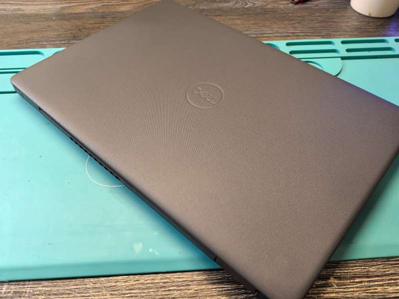11TH*DELL VOSTRO 3500-i5-1135G7-16GB DDR4-256GB SSD-FHD-XE GRAPHICS