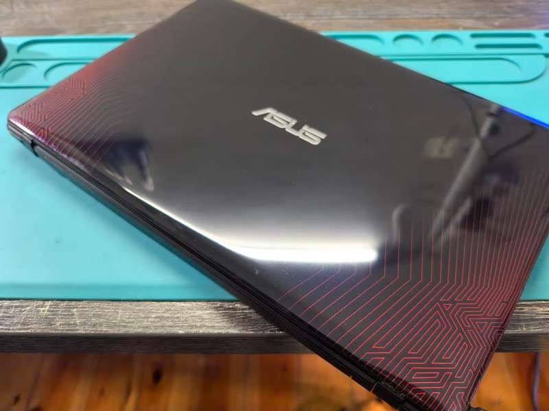 Late Entry-ASUS FX550VX GAMING-i7-6700HQ-16GB RAM-BARRACUDA 250GB SSD-NVIDIA GTX950M