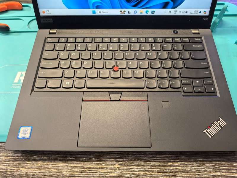 LENOVO THINKPAD T490-i5-8365u-TOUCHSCREEN-FHD-16GB RAM-256GB-BACKLIT