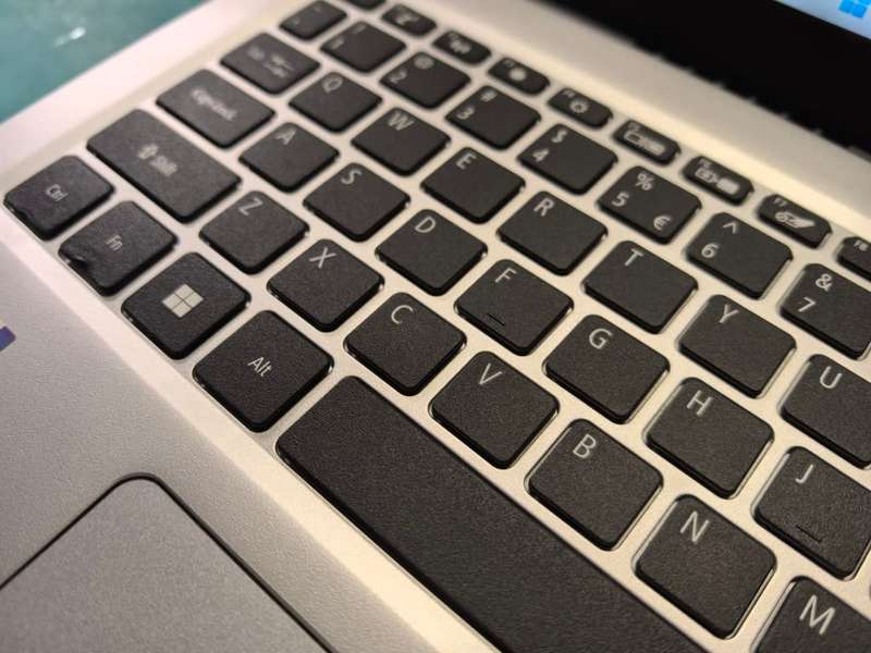 12TH GEN i5-ACER ASPIRE 3-i5-1235G7-8GB DDR4-512GB NVME-FULL HD-IRIS GRAPHICS