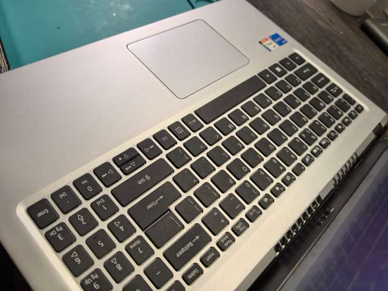 12TH GEN i5-ACER ASPIRE 3-i5-1235G7-8GB DDR4-512GB NVME-FULL HD-IRIS GRAPHICS