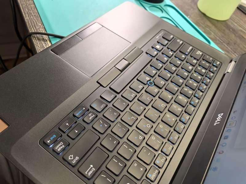 LATE ENTRY-DELL LATITUDE E5470-i5-6300U-8GB DDR4-256GB SSD-HD-4G LTE-BACKLIT
