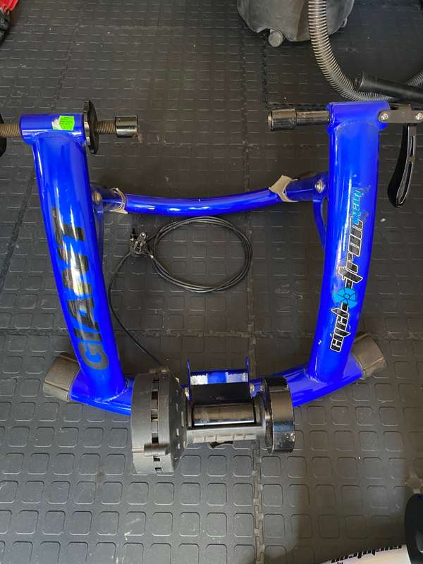 Giant Cyclotron Mag Turbo Trainer