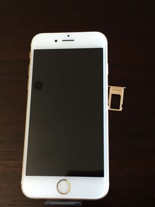 iPhone 6s 64gb Rose Gold ***Brand New***SEALED in protective peel