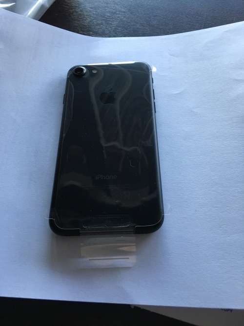 Apple iPhone 7 Matte Black 128gb unused as pictured 12 month warranty