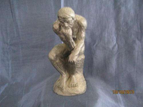 A stunning sculpture "THE THINKER"