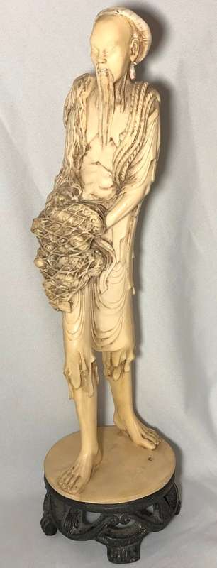 HAND CARVED STATUE OF A MAN STANDING 38cm HIGH