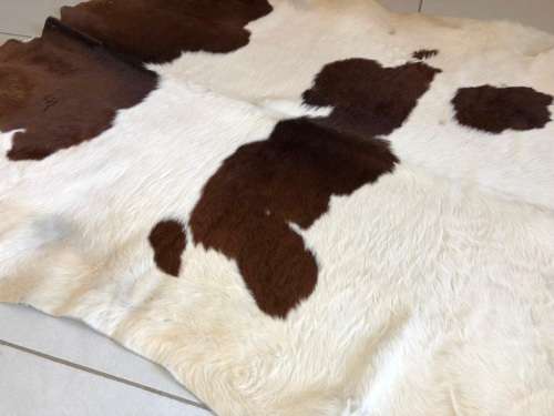 COW HIDE - ANIMAL SKIN -  100x90cm