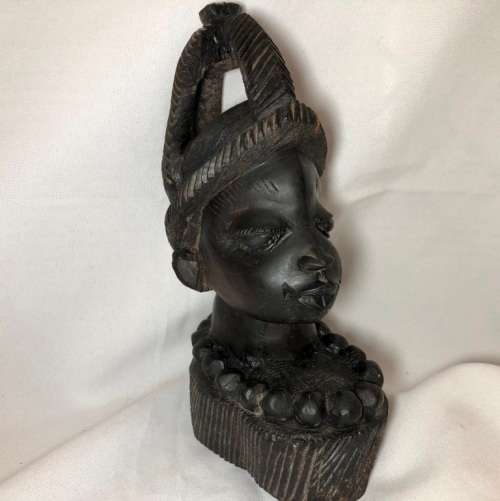HIGHLY DETAILED HAND CARVED WOOD STATUE OF A WOMAN'S HEAD 22cm