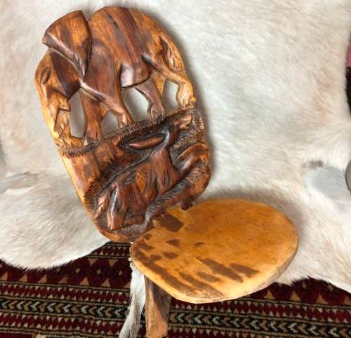 HAND CARVED FOLD-UP CHAIR