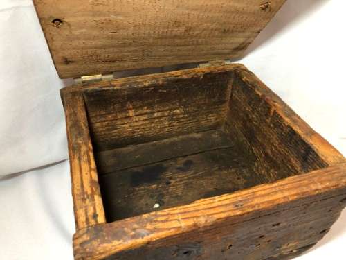 SMALL ANTIQUE TOOL BOX MADE FROM OAKWOOD WITH LARGE BRASS HANDLE - UNIQUE DISPLAY PIECE