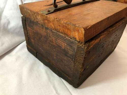SMALL ANTIQUE TOOL BOX MADE FROM OAKWOOD WITH LARGE BRASS HANDLE - UNIQUE DISPLAY PIECE