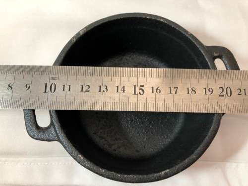 CAST IRON POTJIE 1/4