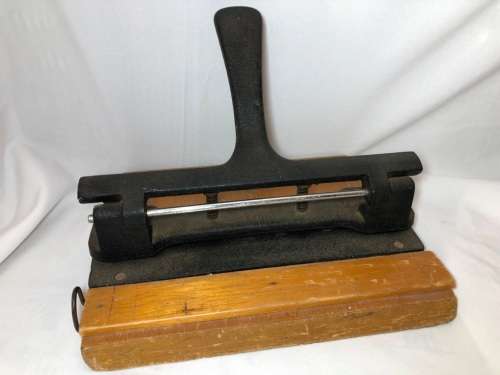 VINTAGE CAST IRON and WOOD A4 PAPER HOLE PUNCH