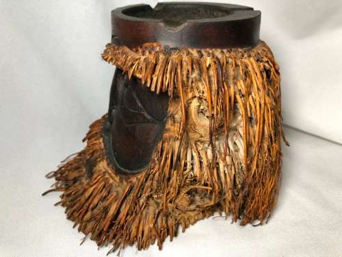 INTRESTING CARVED HEAD WITH BEARD AS AN ASHTRAY(NEVER USED)