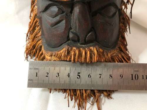 INTRESTING CARVED HEAD WITH BEARD AS AN ASHTRAY(NEVER USED)