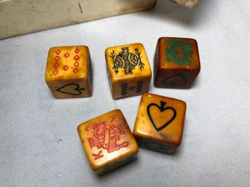 VINTAGE POKER DICE - BRITISH MADE