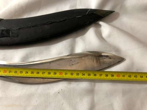KUKRI KNIFE WITH HORN HANDLE IN SHEATH - 41CM
