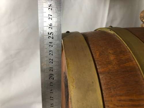 SMALL OAK BARREL WITH BRASS TAP