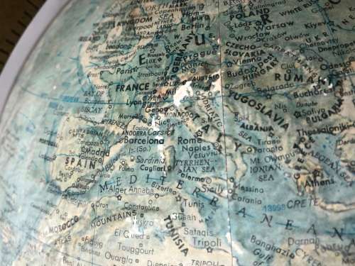 VINTAGE REPLOGLE GLOBE - DIAMETER 29CM