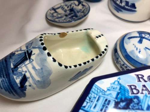 COLLECTION OF DELFT & BLUE AND WHITE PIECES