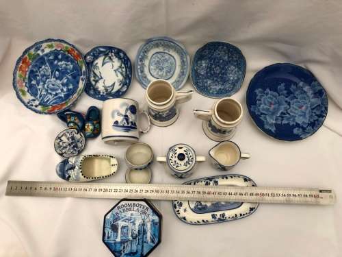 COLLECTION OF DELFT & BLUE AND WHITE PIECES