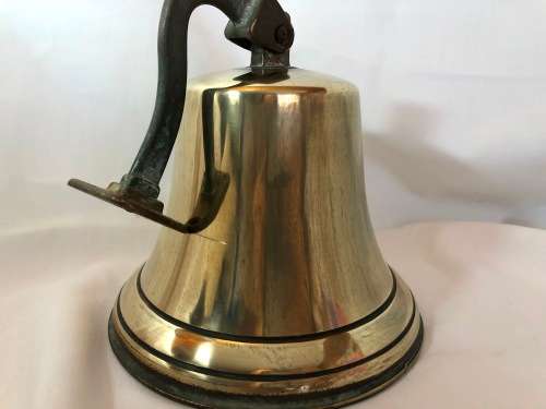 VINTAGE BRASS SHIPS BELL WITH BRASS CLAPPER - LOADS OF CHARACTER - 18CM AT BASE