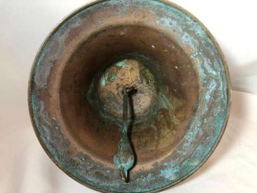 VINTAGE BRASS SHIPS BELL WITH BRASS CLAPPER - LOADS OF CHARACTER - 18CM AT BASE