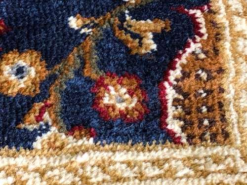 Luxurious Persian design carpet - made in Turkey - 150X100cm