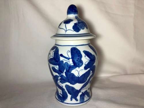 Stunning Genuine Ming Blue and White Butterfly and Floral Design Porcelain Vase with Lid