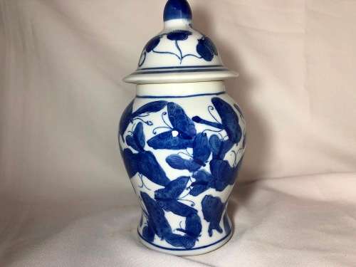 Stunning Genuine Ming Blue and White Butterfly and Floral Design Porcelain Vase with Lid