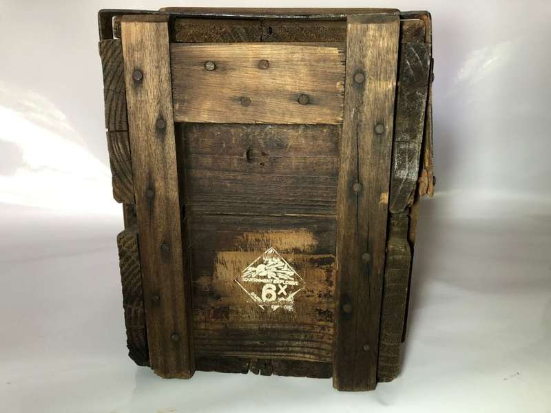 76.2X51 NATO - AMMUNITION BOX WITH LOADS OF CHARACTER