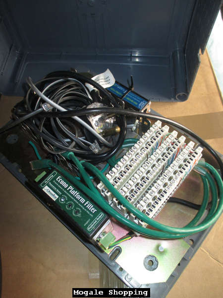 PABX OfficeServ 7070 Samsung incl switchboard & additional phones!
