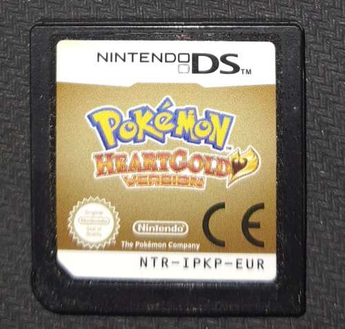 NDS - Pokemon Heartgold in Pokemon Moon Steelbook Case
