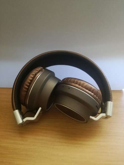 Wireless Bluetooth Headphones