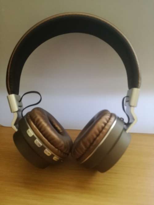 Wireless Bluetooth Headphones