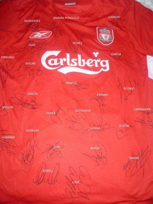 2005 LIVERPOOL FC CHAMPIONS LEAGUE WINNING TEAM SIGNED **VERY RARE!!!