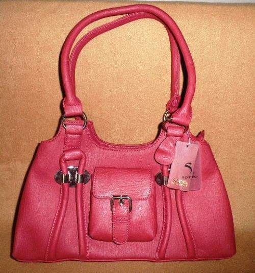 STUNNING SOTTO ITALY LEATHER HANDBAG***RED***