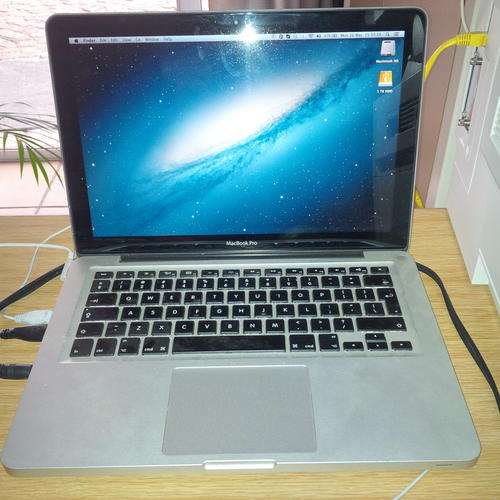 Macbook Pro Neat condition R6000!!!!!!!