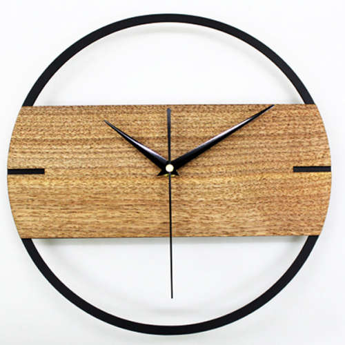 Theatrical Style Creative Wall Clock Unboxed