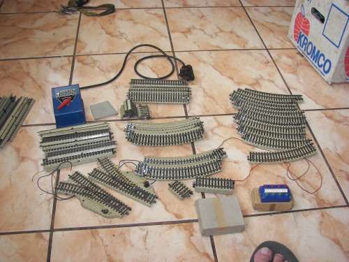 Marklin Joblot tracks turnouts powersupply and signals