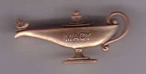 EDITH MACY GIRL SCOUT "LAMP OF KNOWLEDGE" PIN (VINTAGE 1920's)