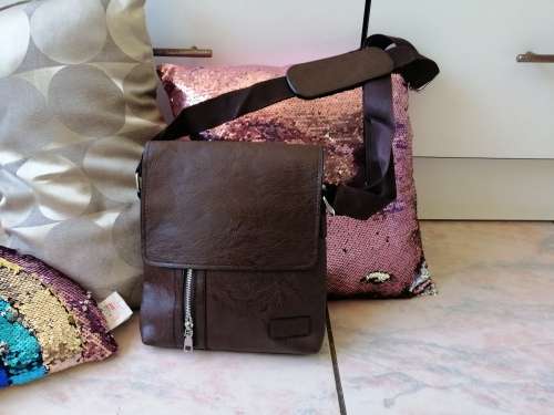Unisex cross body bag