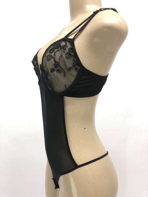Size L one piece playsuits black