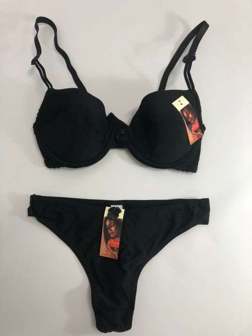 size 36C bra and panty set black