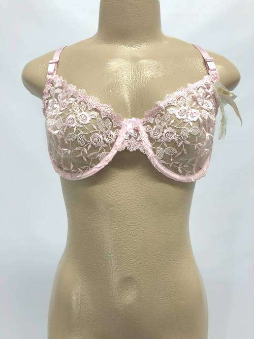 Size 36D lace hollow bra pink