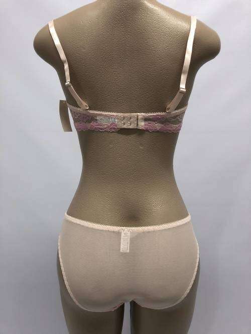 Size 32B lace bra and panty set pink