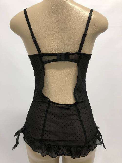 Size M short skirt black